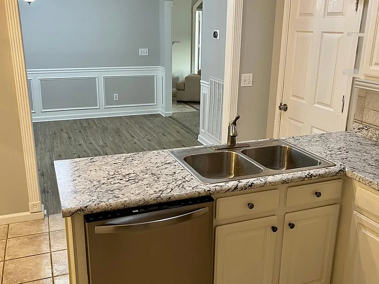 1601 Deer Valley Dr — Photo 20