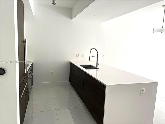 4th image of 301 Altara Ave Unit 706