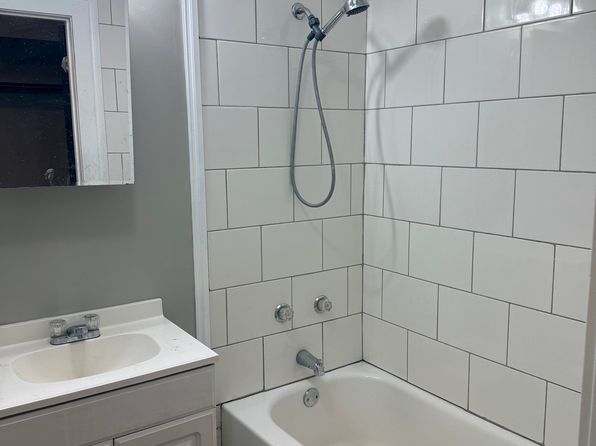 458 Cedar Ave #201