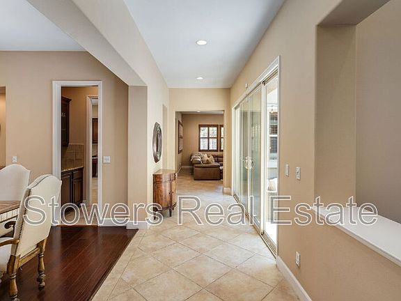 2nd image of 1301 Sugarloaf Dr
