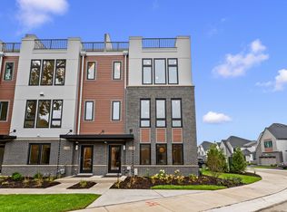 2138 Iron Ridge Ln, Naperville, IL 60563