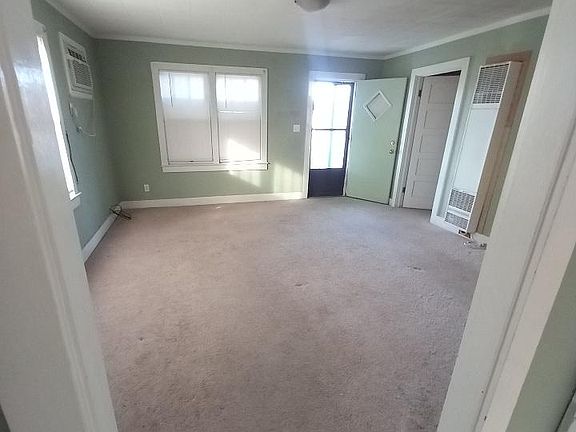 3rd image of 714 Austin Ave