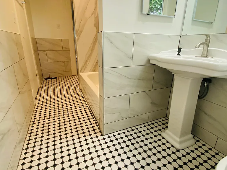 124 N Princeton Ave — Photo 5