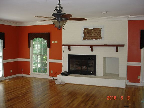 Additional Living Room