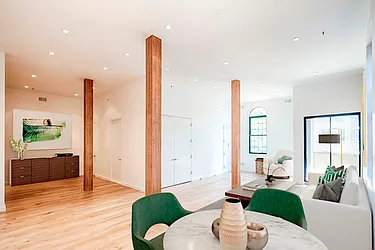 Rented by BARNES New York