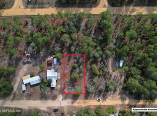 121 Revere Ave, Interlachen, FL 32148