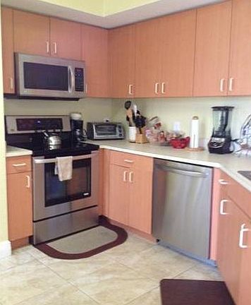 2nd image of 1610 Belmont Ln #0