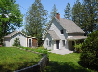 32 Randolph Rd, Greensboro, VT 05841