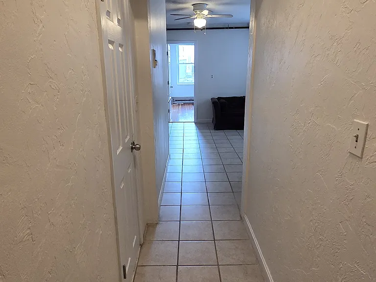14 Battery St #4R — Photo 15