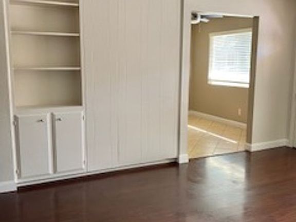 3rd image of 5971 Lake Crest Way APT 12