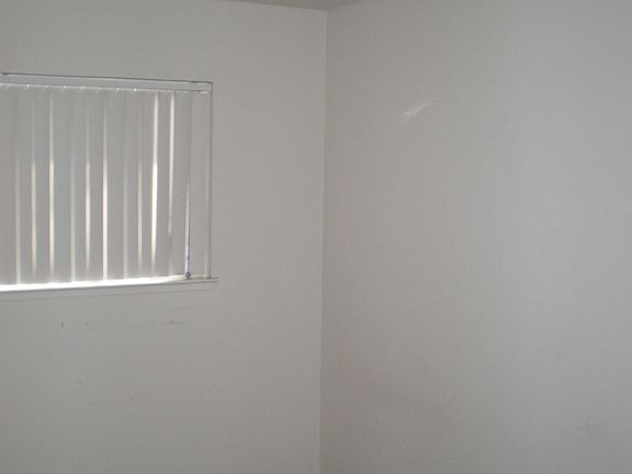 4th image of 860 Sobrato Dr APT D