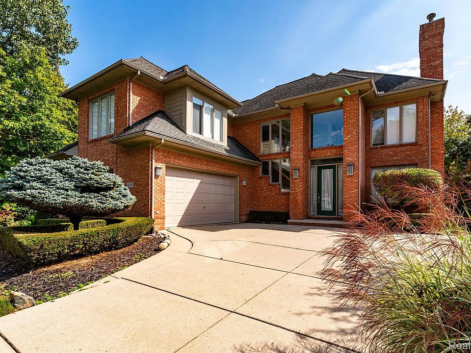 1st image of 18201 Cascade Dr