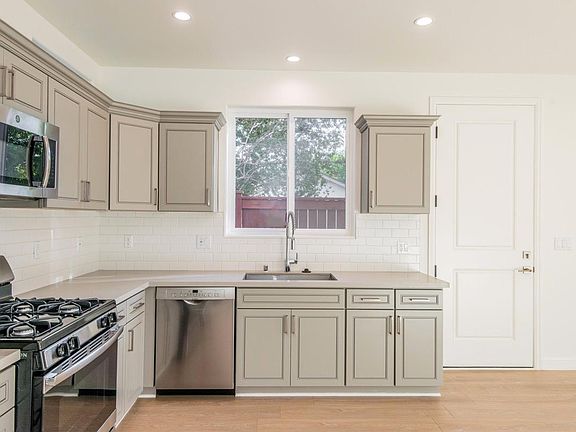 2nd image of 6834 Shoup Ave #6834