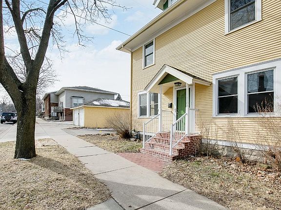 4th image of 173 Oxford St S