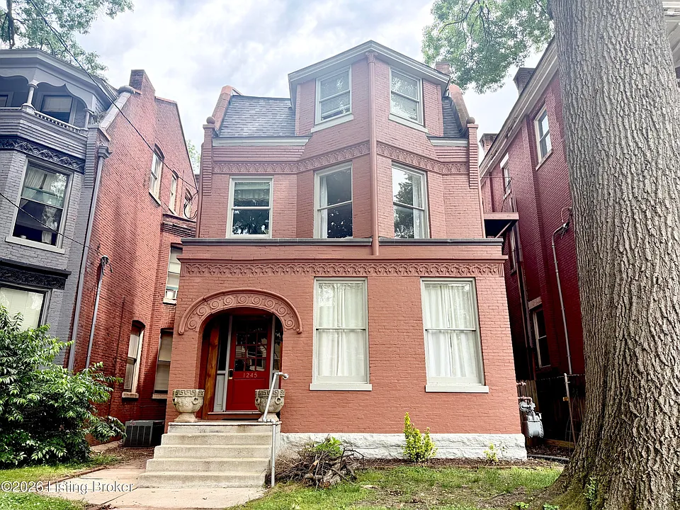 1245 S 1st St #4