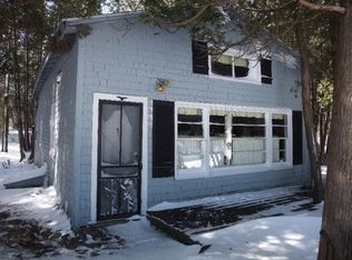 6126 Lakeshore Rd, Sturgeon Bay, WI 54235