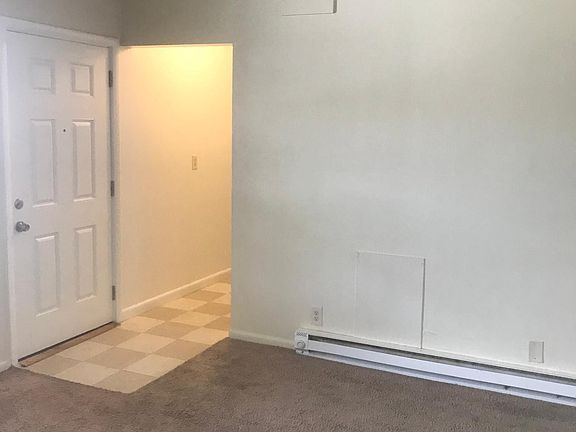 5th image of 1538 E Ocean View Ave APT 9