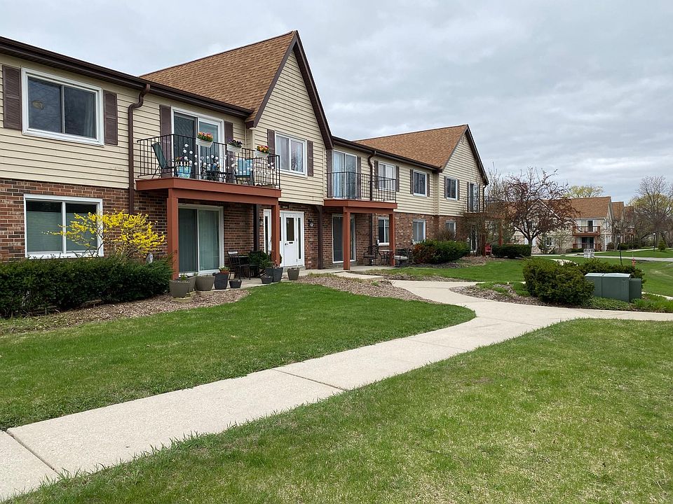 1st image of 10640 N Ivy Ct Unit 13