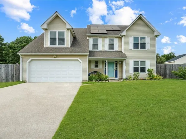106 Woodlake Ter, Suffolk, VA 23434