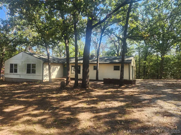 28975 River Rd, Catoosa, OK 74015