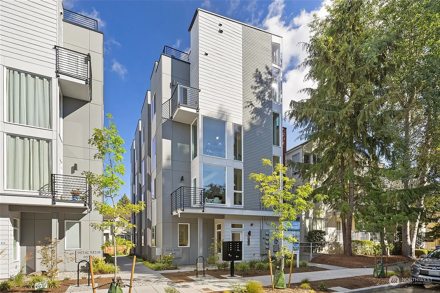 2 bed, 1.5 bath, 1366 sqft, $3,375 — Photo 1