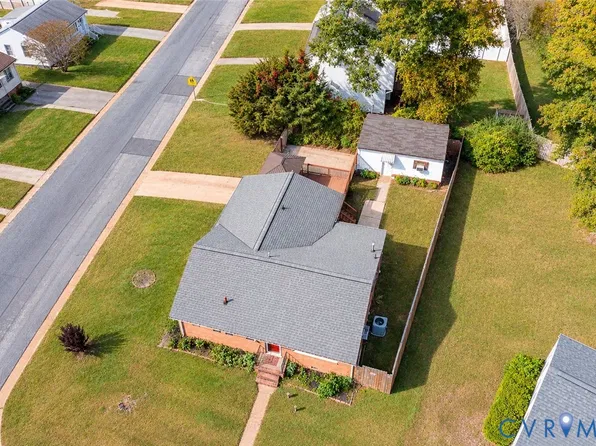 628 Ryan Ave, Colonial Heights, VA 23834