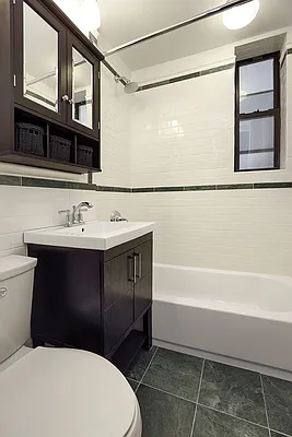 Rented by Newcastle Realty Services | media 17