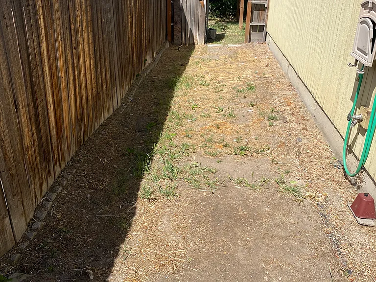 2501 NE 5th St — Photo 16