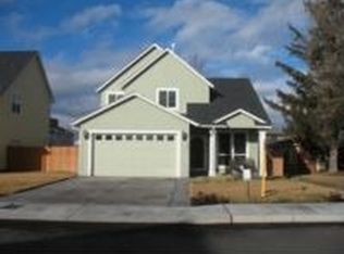 1645 NW Larch Ave, Redmond, OR 97756