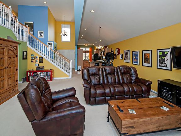 4th image of 616 N Cygnet Lake Dr