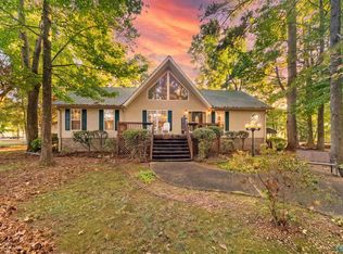 90 Pine Harbor Ln, Gadsden, AL 35903
