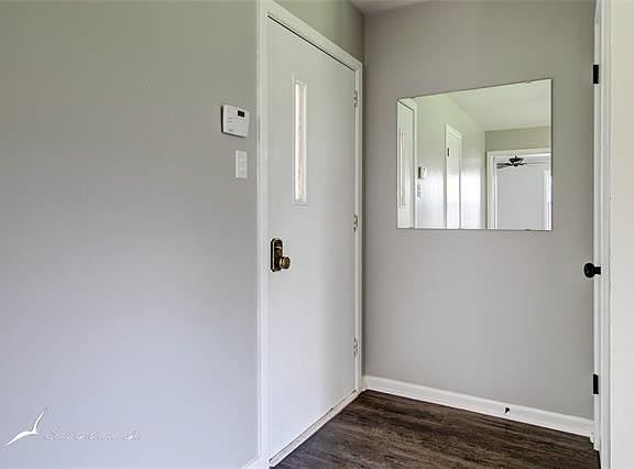 4th image of 3125 Grand Ave
