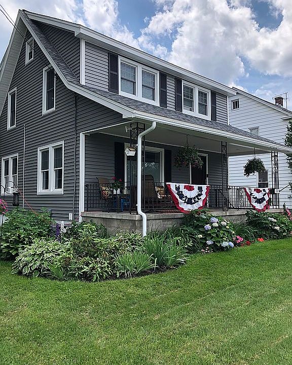 1st image of 132 Sherman Ave