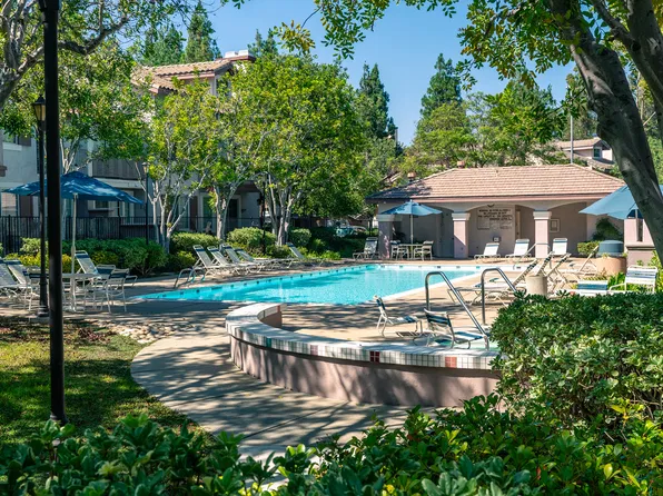12080 Tivoli Park Row Unit 4, San Diego, CA 92128