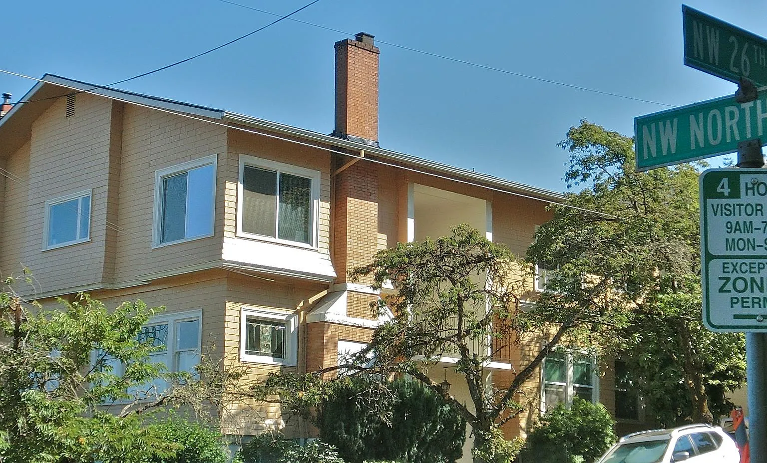 2 bed, 900 sqft, $2,100 — Photo 1