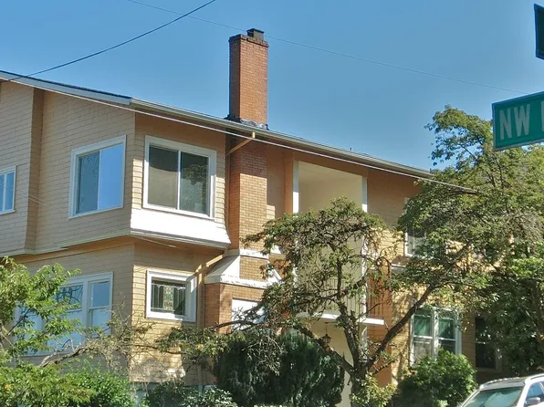 1130 NW 26th Ave #1, Portland, OR 97210