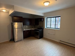 725 E 181st St #2A, Bronx, NY 10457