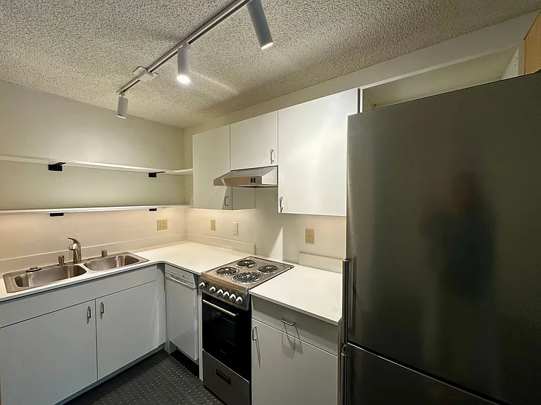 BI3000 — Photo 10
