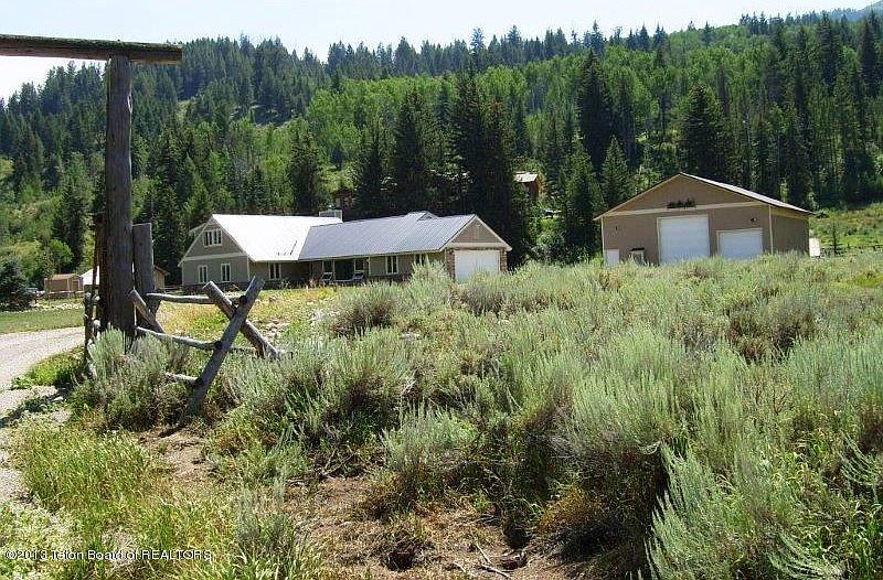 1st image of 4445 Mule Deer Ln