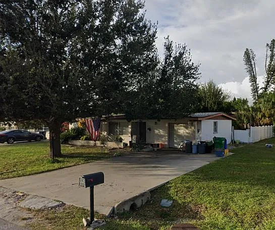 3 bed, 1484 sqft, $1,800 — Photo 2