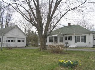 42 Spring St, Cambridge, NY 12816