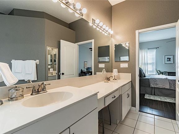5th image of 7210 Yardley Way