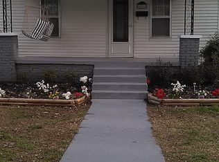 800 NE Radford Pl, Knoxville, TN 37917