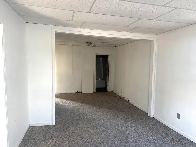 1522 W Widenham St — Photo 4
