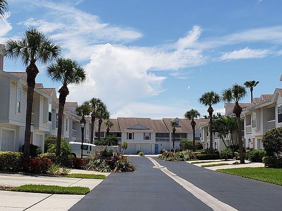 2nd image of 179 Sun Isle Cir