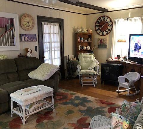 4th image of this home