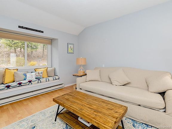 5th image of 1023 Heritage Vlg #B