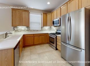 916 Essex Rd, Beaumont, CA 92223