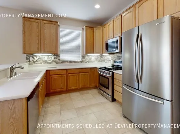 916 Essex Rd, Beaumont, CA 92223