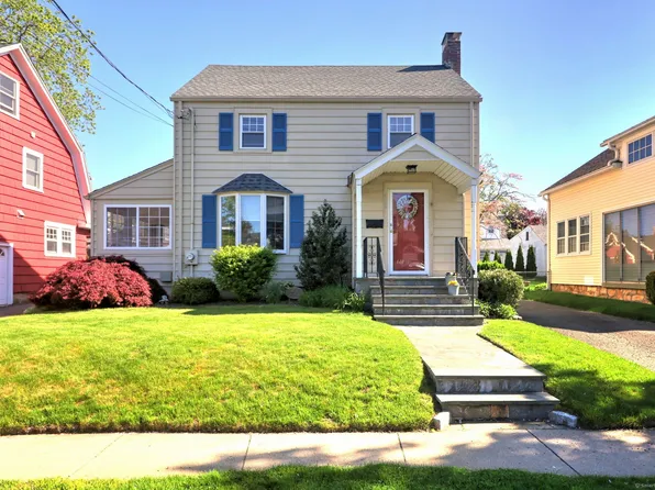 430 Allyndale Drive, Stratford, CT 06614